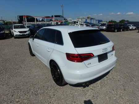2015 Audi A3 1.4 TFSI €13,950 thumbnail