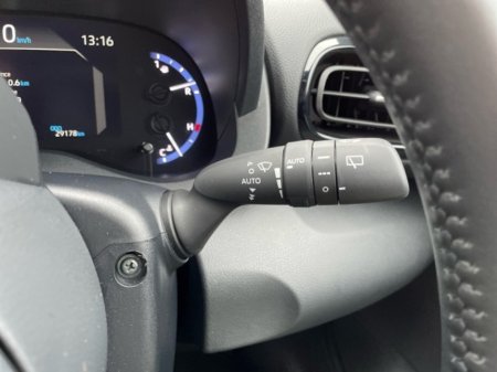 2024 Toyota Yaris Cross - LunaSport - BiTone - 1.5 Hybrid - Automatic - 1 Free Service @ 45,000 kms - EUR 180 Tax // Remote Central Locking // Front Electric Windows // Rear Electric Windows // Electric Mirrors // Heated Mir €29,799 thumbnail