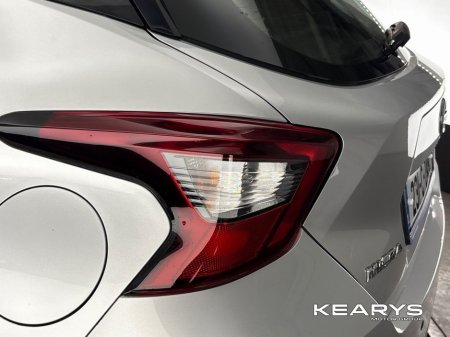 2023 Nissan Micra 1.0T SV €16,950 thumbnail