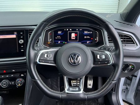 2020 Volkswagen T-Roc R-LINE 2.0 TDI * BIG SPEC * // PARKING SENSORS // R-LINE SPORT SEATS // DIGITAL CLUSTER €26,900