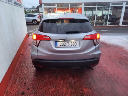 2020 Honda HR-V 1.5 i-VTEC ES €21,950 thumbnail
