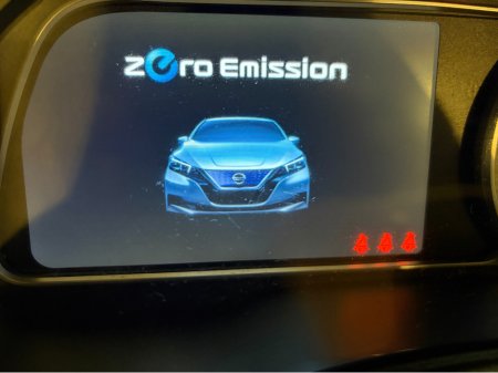 2020 Nissan Leaf - thumbnail 11