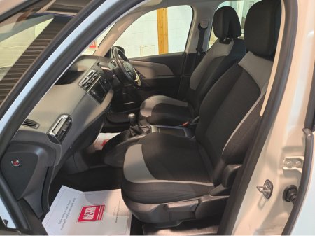 2014 Citroen Grand C4 Picasso 1.6 E- HDI EXCLUSIVE 115 A/DRE €7,250 thumbnail