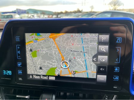 2018 Toyota C-HR DYNAMIC AUTOMATIC HYBRID 1.8 PETROL //MASSIVE SPEC//JBL SOUND SYSTEM//SAT NAV//FULL LEATHER HEATED SEATS//REVERSE CAMERA// €18,950 thumbnail