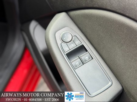 2021 Renault Clio ICONIC 1.0T MANUAL - LOW KMS €14,995 thumbnail