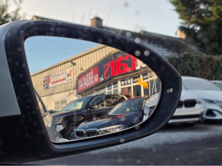 2019 Volkswagen Golf FULL CREAM LEATHER SEATS  ELECTRIC HEATED SEATS SAT NAV PACK - VIRTUAL CLOCKS -REVERSE CAMERA - NAVIGATION - CARPLAY - ANDROID AUTO- BLIND SPOT REAR TRAFFIC ASSIST - DISCOVER PRO €21,950 thumbnail