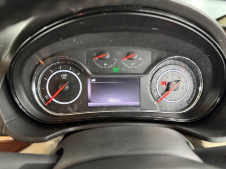 2016 Opel Insignia - thumbnail 25