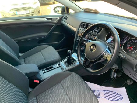 2019 Volkswagen Golf - thumbnail 14