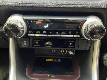 2025 Toyota Rav4 - thumbnail 21