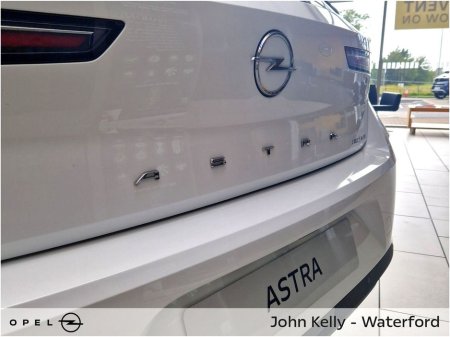 2026 Opel Astra SC 1.2 thumbnail