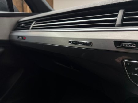 2019 Audi Q7 - thumbnail 17