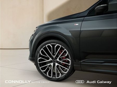 2026 Audi Q7 S-LINE TFSI-E 'COMPETITION PACK' €115,800 thumbnail
