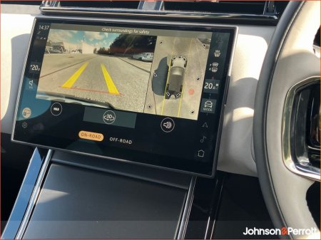 2025 Land Rover Range Rover Velar 2.0 I4 PHEV 404 PS S (Land Rover Warranty until 2030) €79,900 thumbnail