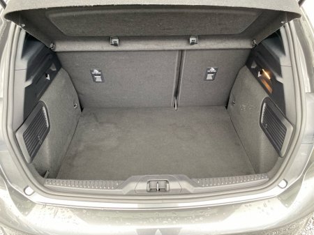 2025 Ford Focus - thumbnail 21