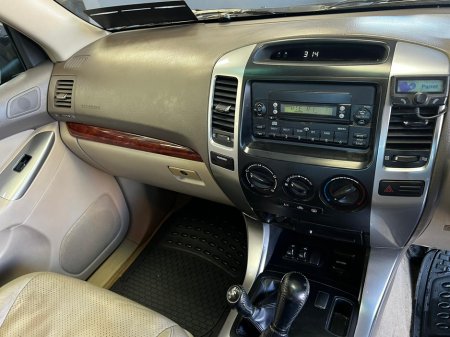 2007 Toyota Landcruiser - thumbnail 17