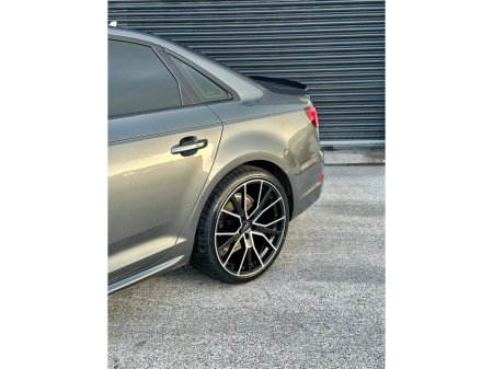 2018 Audi A4 - thumbnail 17