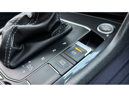 2019 Volkswagen Tiguan RLINE-40,000KM-4MOTION-AUTO-360 CAMERA-1OWNER €33,900 thumbnail