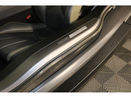 2017 BMW i8 - thumbnail 9