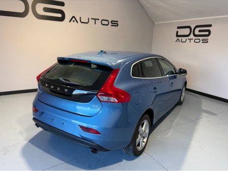 2015 Volvo V40 LOW KMS - AUTO - NEW NCT - REVERSE CAMERA €10,950
