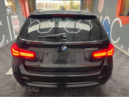 2016 BMW 3 Series - thumbnail 3