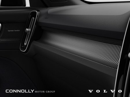 2026 Volvo EC40 Extended Range Ultra €56,495 thumbnail