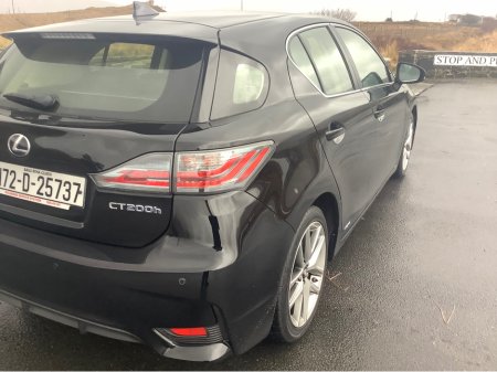 2017 Lexus CT 200 h - thumbnail 23