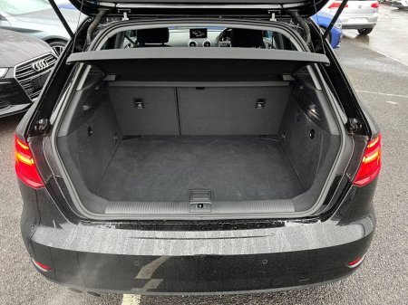 2020 Audi A3 S-LINE PACK 1.4 TFSI // NEW 10" S-LINE ALLOYS // DIGITAL CLUSTER // APPLE CARPLAY/ANDROID AUTO €21,900 thumbnail