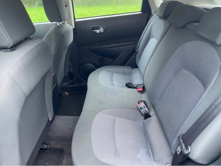 2011 Nissan Qashqai +2 1.6 XE ISS 5DR €2,999 thumbnail