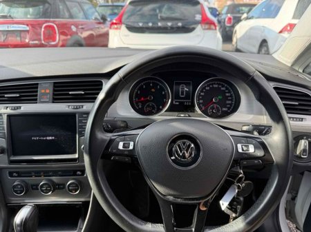2014 Volkswagen Golf - thumbnail 3