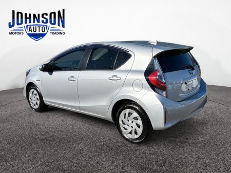 2018 Toyota Aqua - thumbnail 5