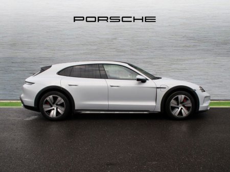 2026 Porsche Taycan 4S Cross Turismo €164,000