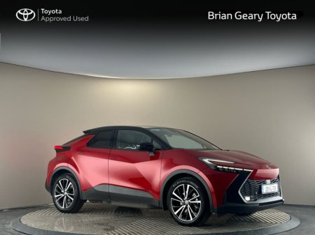 2025 Toyota C-HR C-HR PHEV SOL €42,950