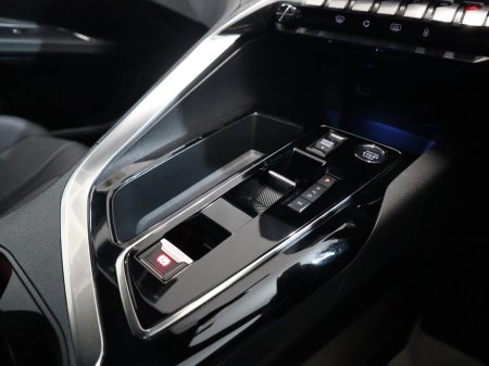 2023 Peugeot 3008 - thumbnail 21