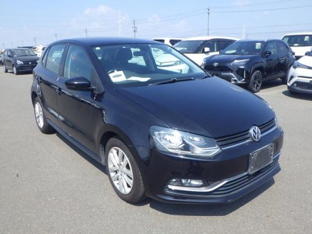 2017 Volkswagen Polo TSI ComfortLine €12,950 thumbnail