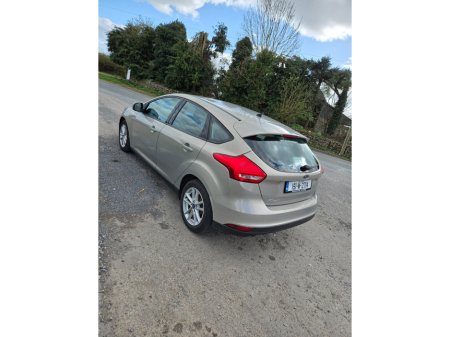 2015 Ford Focus - photo 4