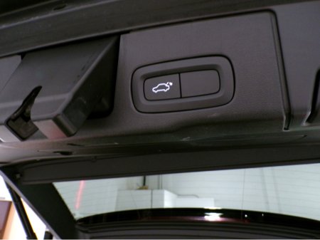 2023 Volvo XC60 *2023*ONLY 18,000 MILES*VOLVO XC60 RECHARGE 2.0 T6 350 PHEV AWD CORE BRIGHT EDITION*FULL VOLVO SERVICE HISTORY*PAN-SUNROOF*VOLVO ALLOY WHEELS*2 KEYS*FULL LEATHER HEATED SEATS*LANE PROTECTION*ACTIVE BR €47,900 thumbnail