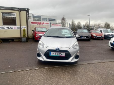 2017 Toyota Aqua 1.5 DAA-NHP10 5DR AUTO €9,950 thumbnail