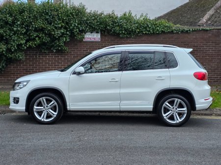 2016 Volkswagen Tiguan 2.0 TDI 150HP BMT Edition-R €15,450 thumbnail
