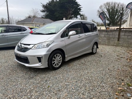 2015 Honda Freed - thumbnail 3