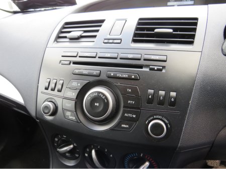 2013 Mazda Mazda3 1.6 D COMFORT LOW MILEAGE DIESEL  FRESH NCT €5,995 thumbnail