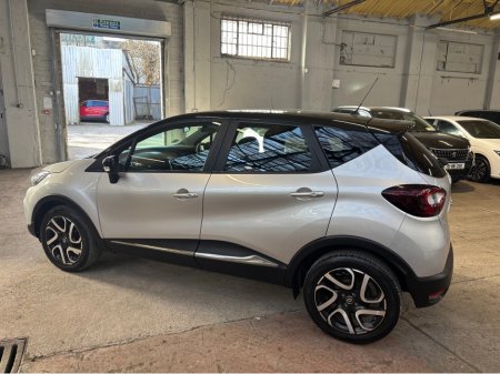 2021 Renault Captur - thumbnail 11