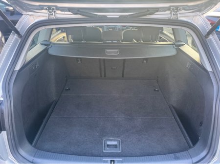 2015 Volkswagen Golf 1.6 TDI SE| UK Spec | Low Mileage €10,950 thumbnail