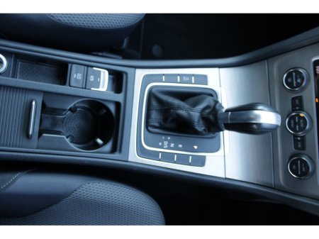 2016 Volkswagen Golf - thumbnail 14