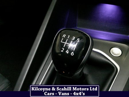 2022 Volkswagen Golf STYLE TDI €27,950 thumbnail