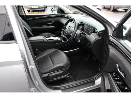 2024 Hyundai Tucson 2WD Executive HEV Auto €39,950 thumbnail
