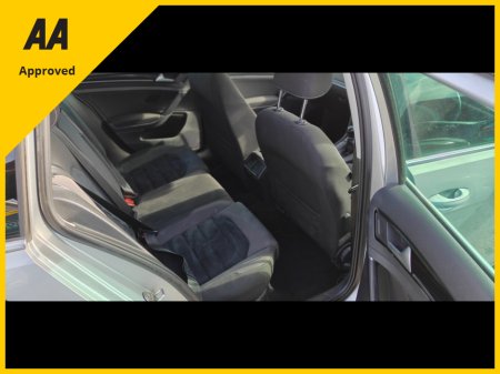 2016 Volkswagen Golf 2016 HIGHLINE 1.6 TDI MANUAL Estate €11,950 thumbnail