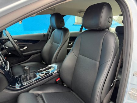 2017 Mercedes-Benz C Class - thumbnail 8