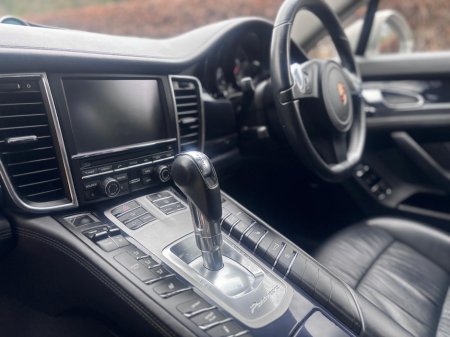 2012 Porsche Panamera - thumbnail 26