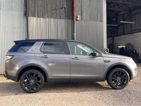 2017 Land Rover Discovery TD4 180 PS HSE BLACK EDITION 2.0 180PS 7SEATS AU €19,950 thumbnail