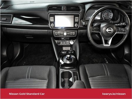 2023 Nissan Leaf - thumbnail 4